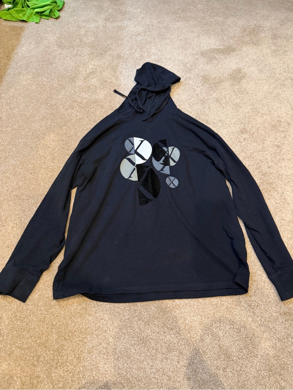 Express Black Hooded Long-Sleeve Shirt with Geometric Chest Graphic Size Large